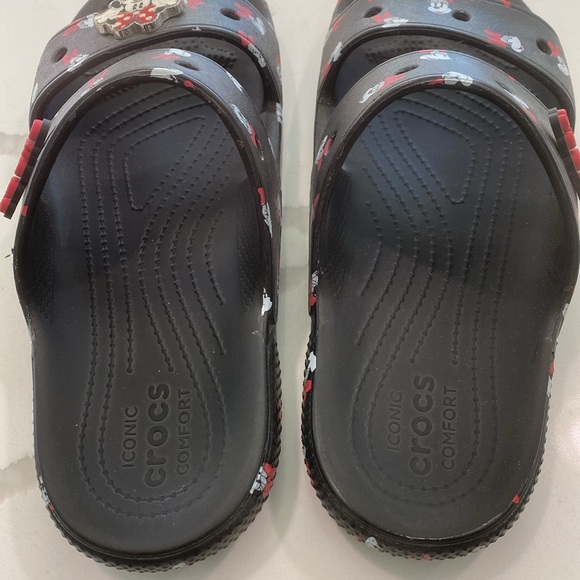 Disney Minnie Mouse Crocs - Picture 4 of 6